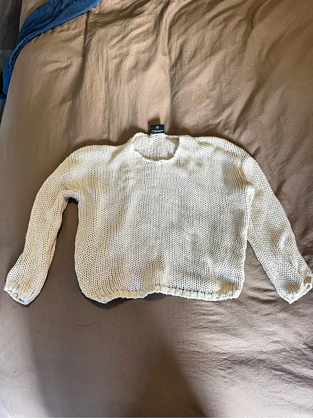 MIOU MUSE Knit Crew Neck Sweater in White Size Small